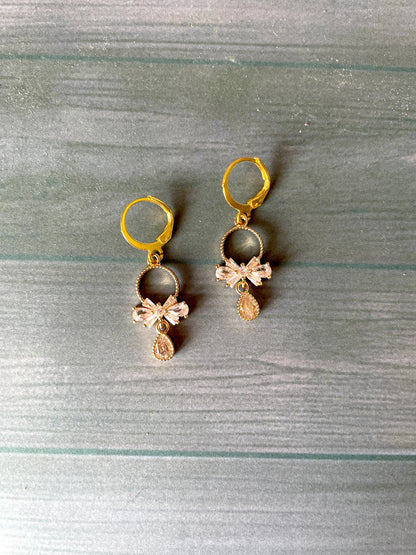 Brass Ribbon Teardrop Earrings – Elegant Modern Minimalist Jewelry